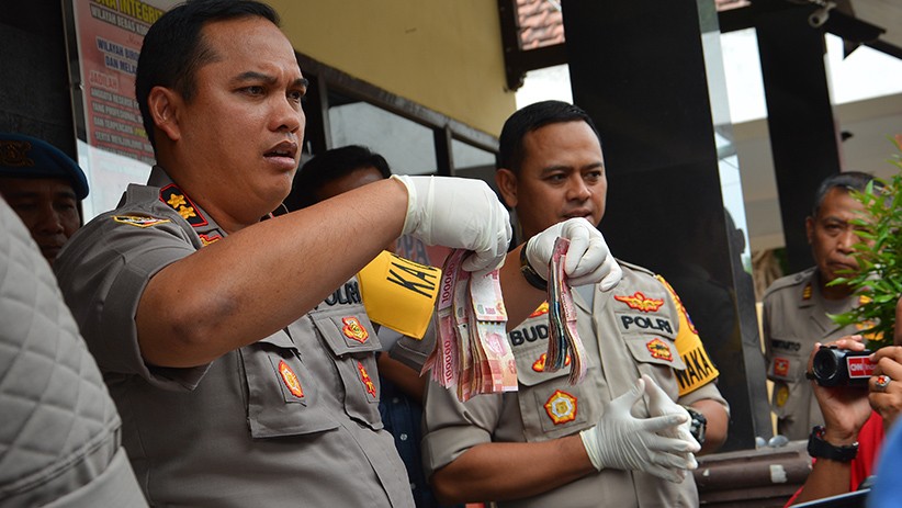 Pemilihan Kepala Desa Jombang Dijadikan Judi, 3 Pelaku Ditangkap - Bagian 2