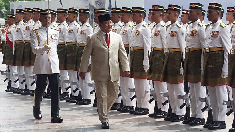 Gaya Menhan Prabowo Subianto saat Kunjungan Kerja ke Malaysia - Bagian 1