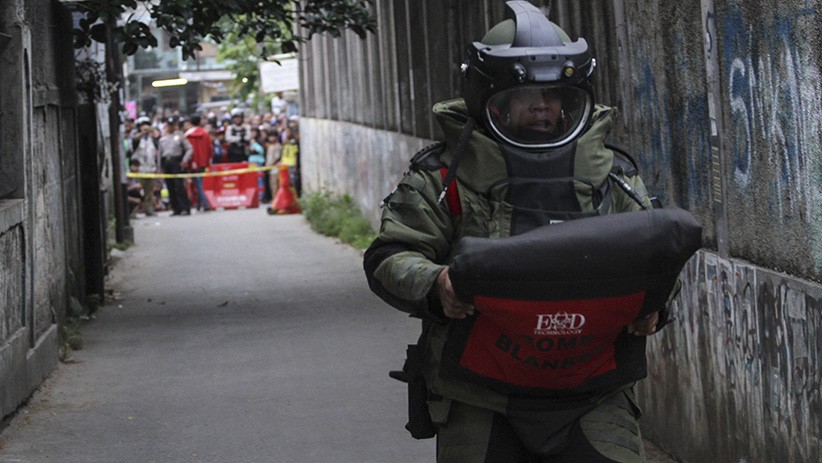 Polisi Amankan Tas Mencurigakan di Jalan Kartini Depok - Bagian 2