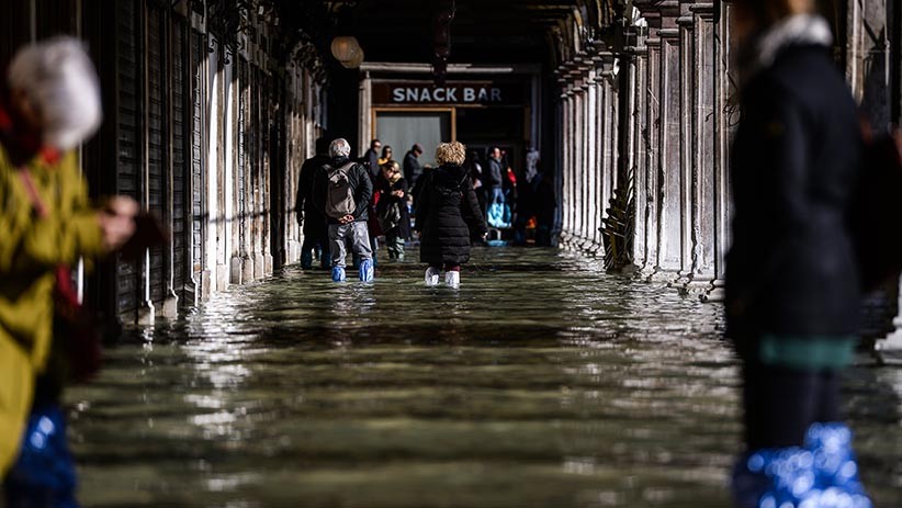 Foto-Foto Kota Venesia Terendam Banjir, Kerugian hingga Jutaan Euro - Bagian 5