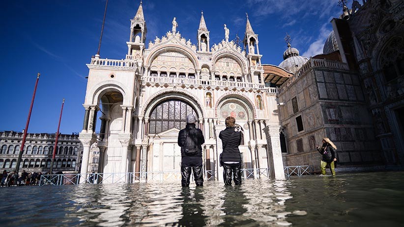 Foto-Foto Kota Venesia Terendam Banjir, Kerugian hingga Jutaan Euro - Bagian 4