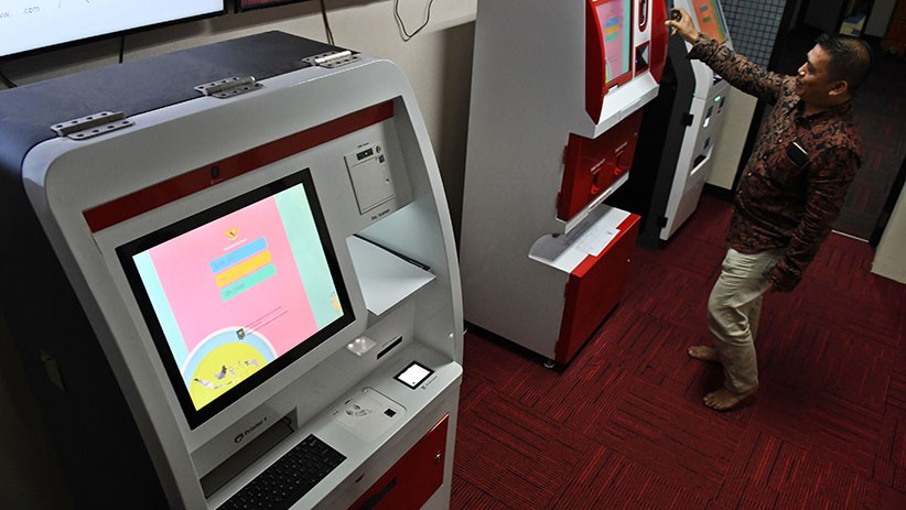 Anjungan Dukcapil Mandiri, Mesin Pencetak e-KTP hingga Akta Kematian - Bagian 4
