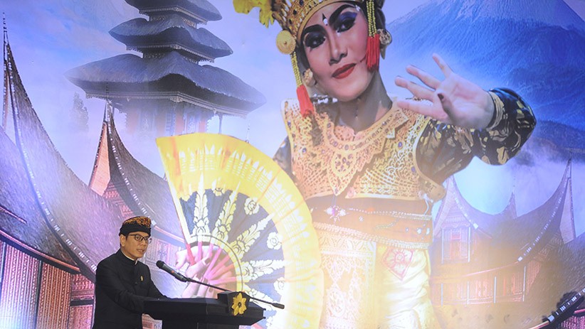 Wishnutama dan Angela Buka Indonesia Tourism Outlook 2020 di Bali - Bagian 3