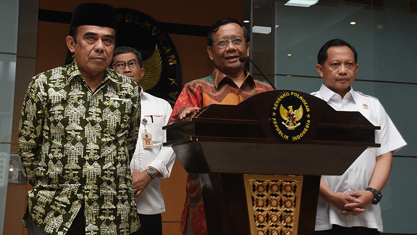 Menkopolhukam, Menag dan Mendagri Rapat Bahas FPI hingga Kepulangan Habib Rizieq - Bagian 2