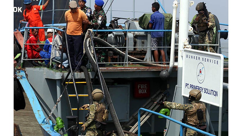 Latihan Gabungan Pengamanan Pelabuhan dan Alur Pelayaran di Surabaya - Bagian 2