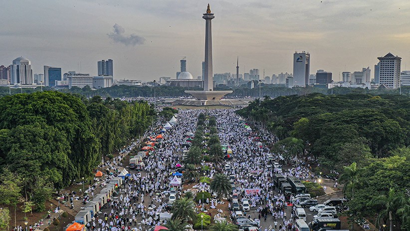Foto-Foto Reuni 212 Berlangsung Tertib di Monas - Bagian 2