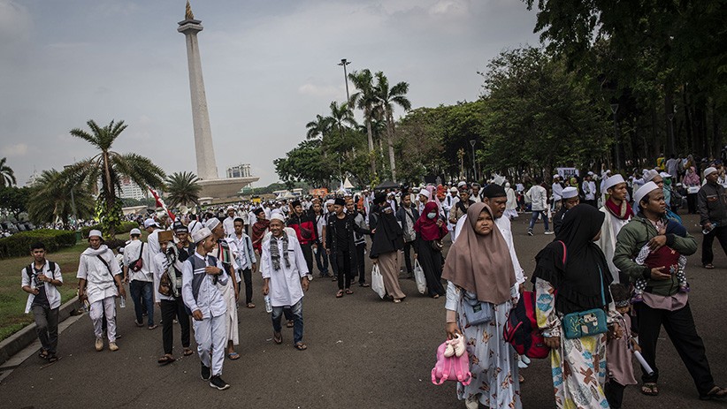 Foto-Foto Reuni 212 Berlangsung Tertib di Monas - Bagian 3