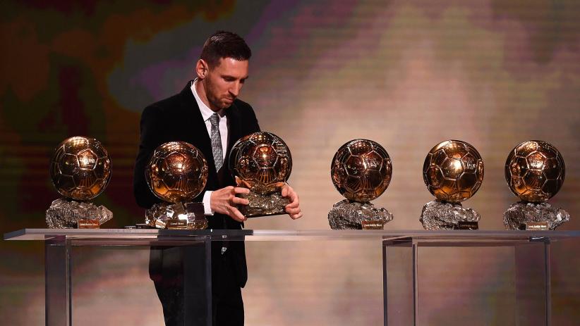 Foto-Foto Lionel Messi Raih Trofi Ballon d'Or ke-6 - Bagian 3