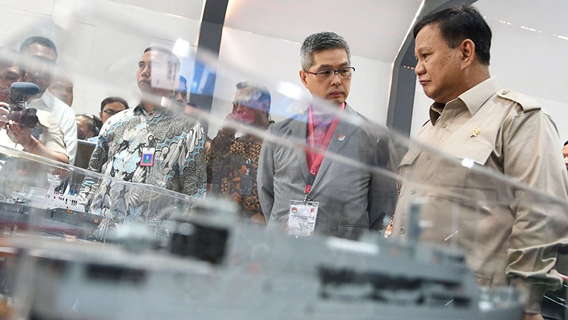 Gaya Menhan Prabowo Tinjau Pameran Industri Alat Pertahanan dan Keamanan - Bagian 2