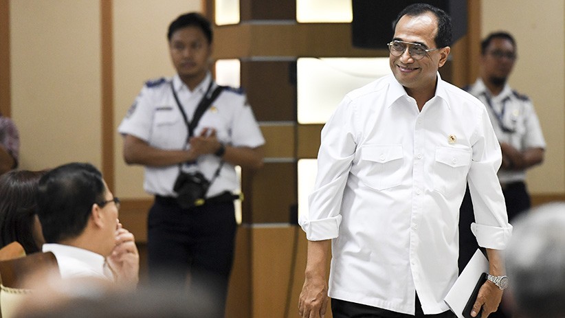 Moda Transportasi Umum Beroperasi Normal Besok, tapi dengan Sejumlah Catatan