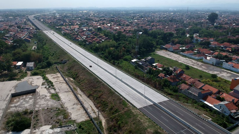 Kemenhub Akan Berlakukan Sistem One Way di Tol Trans Jawa saat Mudik Natal - Bagian 1