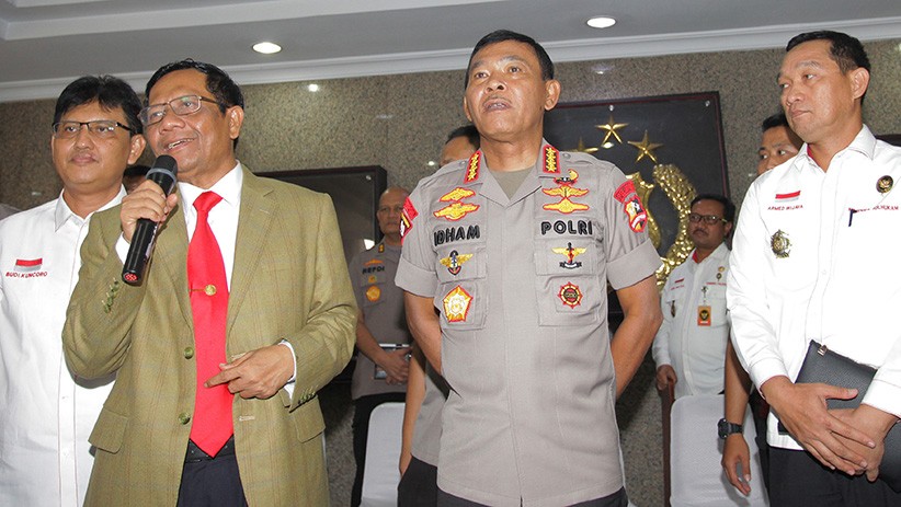 Menko Polhukam Bertemu Kapolri, Koordinasi Pengamanan Natal dan Tahun Baru - Bagian 2