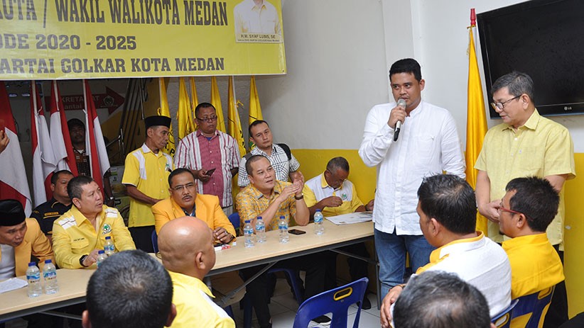 Menantu Jokowi Daftar Bakal Calon Wali Kota Medan - Bagian 2