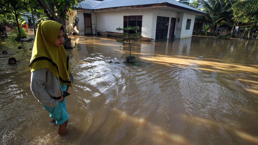 Antisipasi Banjir, Pemkot Palembang Mulai Operasikan Pompa di Sungai Bendung