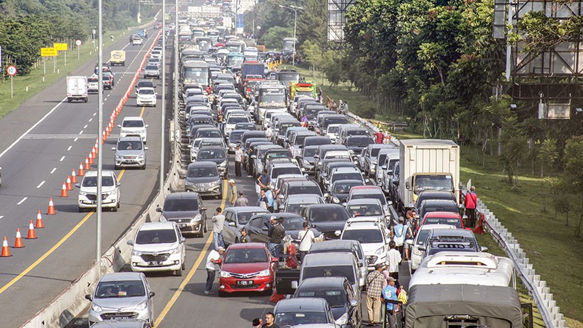 Begini Kemacetan Jalur Puncak Memasuki Musim Liburan - Bagian 2
