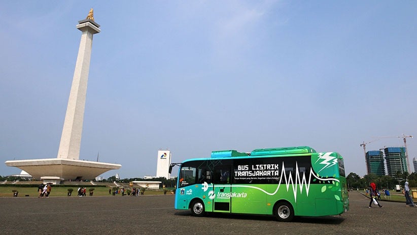Mengisi Liburan dengan Menjajal Bus Listrik Gratis di Kawasan Monas - Bagian 1