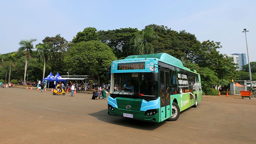 Mengisi Liburan dengan Menjajal Bus Listrik Gratis di Kawasan Monas - Bagian 3