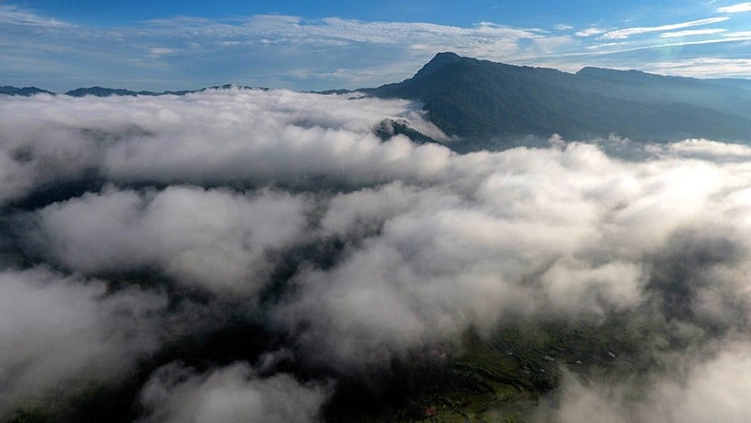 Menikmati Keindahan Negeri di Atas Awan dari Puncak Bangku Ciamis - Bagian 3