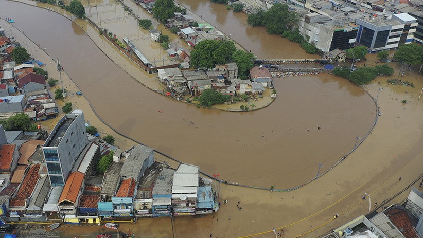 Penampakan dari Udara Banjir di Bukit Duri dan Kampung Pulo Jakarta - Bagian 3