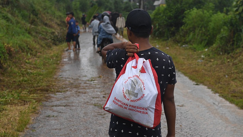Ribuan Warga Sukajaya Bogor Terisolir akibat Longsor dan Banjir Bandang - Bagian 3