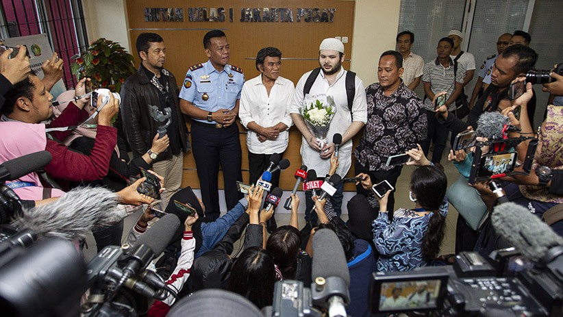 Ridho Rhoma Bebas dari Penjara Dua Bulan Lebih Cepat - Bagian 3