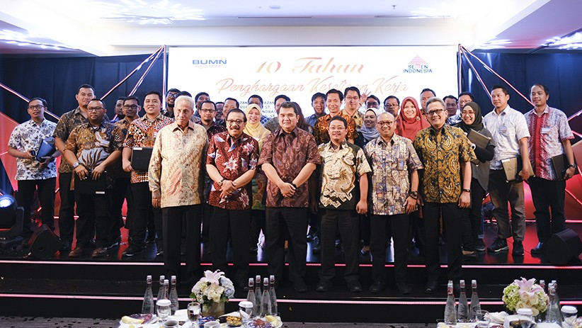 HUT ke-7, Semen Indonesia Gelar Tasyakuran dan Penghargaan kepada Karyawan - Bagian 2