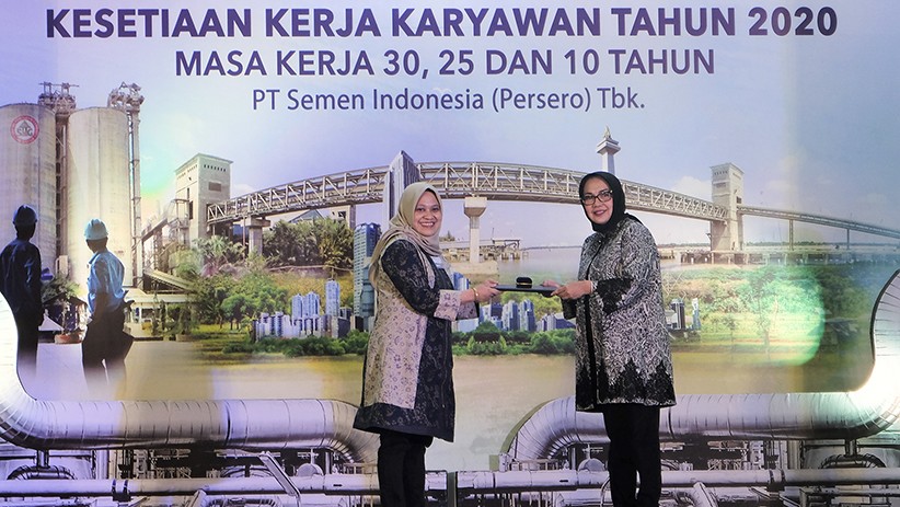 HUT ke-7, Semen Indonesia Gelar Tasyakuran dan Penghargaan kepada Karyawan - Bagian 4