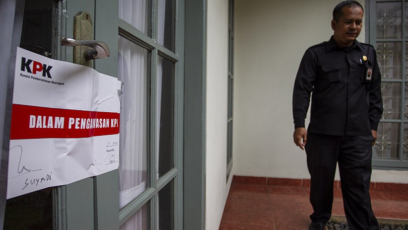 KPK Segel Ruang Kerja Komisioner KPU Wahyu Setiawan - Bagian 1