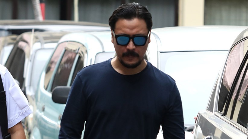 Polda Jatim Periksa Penyanyi Marcello Tahitoe Terkait Investasi Ilegal MeMiles - Bagian 1