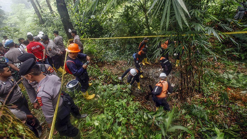 Tambang Emas Ilegal di Gunung Pongkor Bogor Ditertibkan untuk Cegah Longsor - Bagian 4