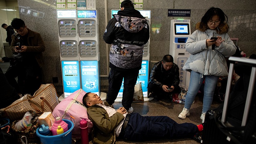 Jutaan Warga China Mudik ke Kampung Halaman untuk Merayakan Imlek - Bagian 6