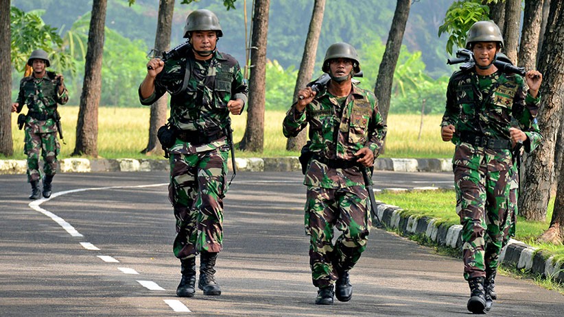 Melihat Prajurit Yonif 3 Marinir Ikuti Latihan Cross Country - Bagian 2