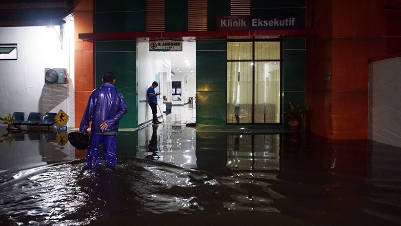 Penampakan RSUD Kraton Pekalongan Terendam Banjir - Bagian 2