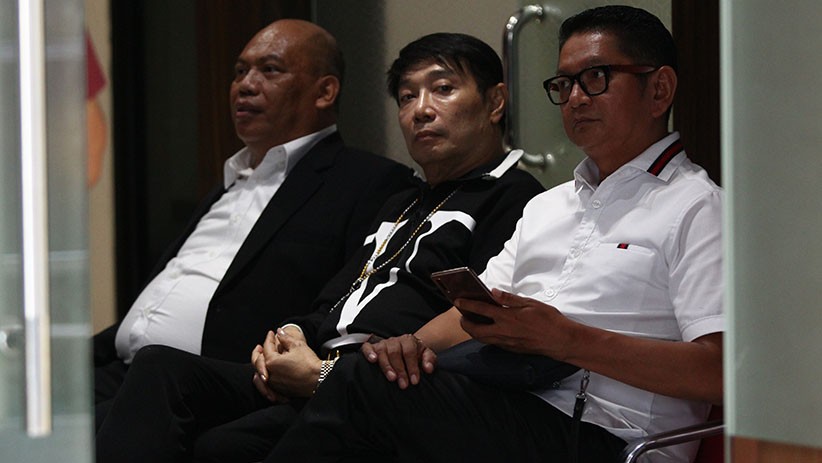 Kasus Investasi Bodong MeMiles, Desainer Adjie Notonegoro Diperiksa Polisi - Bagian 3