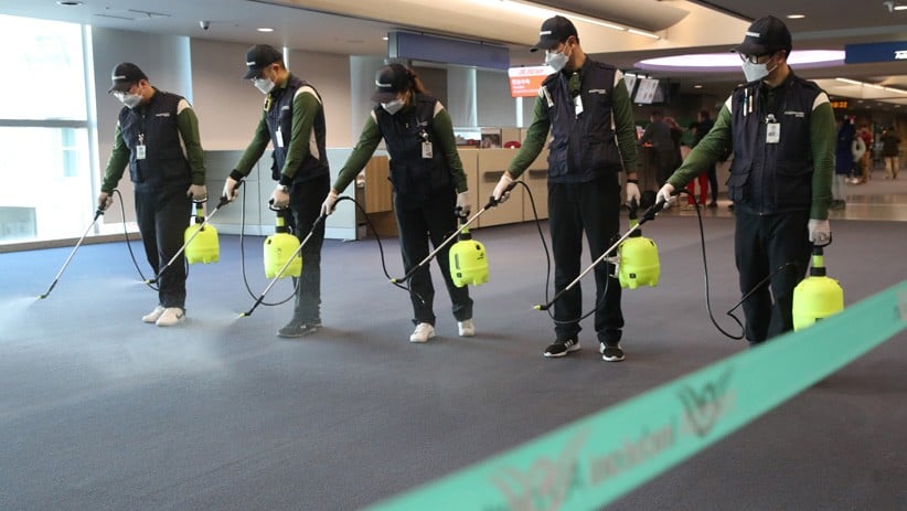 Penumpang China Bawa Virus Corona, Korsel Semprot Bandara dengan Disinfektan - Bagian 1