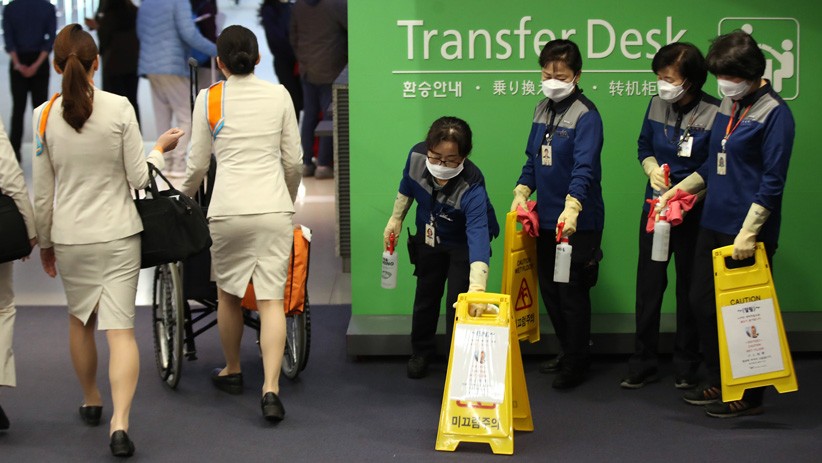 Penumpang China Bawa Virus Corona, Korsel Semprot Bandara dengan Disinfektan - Bagian 3