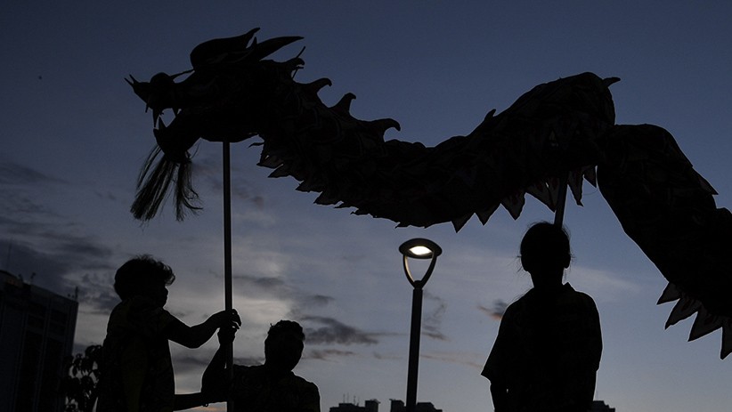 Atraksi Naga Sambut Tahun Baru Imlek di Bundaran HI - Bagian 1