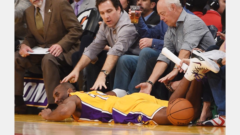 Potret Kobe Bryant, Pebasket Legendaris NBA saat Berseragam LA Lakers - Bagian 5