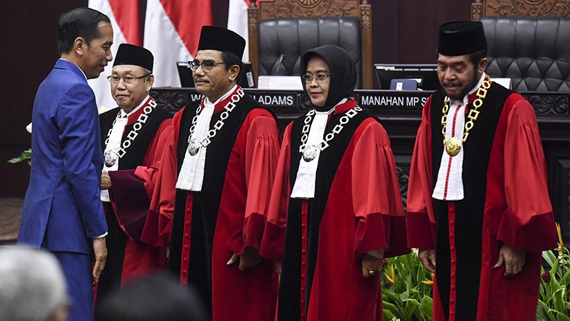 Presiden Jokowi Hadiri Laporan Tahunan Mahkamah Konstitusi - Bagian 2