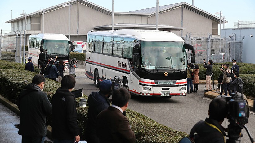 Foto-Foto Pemerintah Jepang Evakuasi Ratusan Warga dari Wuhan - Bagian 2