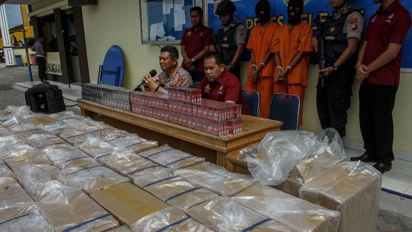 Polairud Polda Riau Gagalkan Penyelundupan 25 Ribu Bungkus Rokok Ilegal - Bagian 2