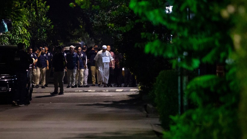 Hadirkan 2 Tersangka, Rekonstruksi Penyiraman Air Keras Novel Baswedan Tertutup - Bagian 1