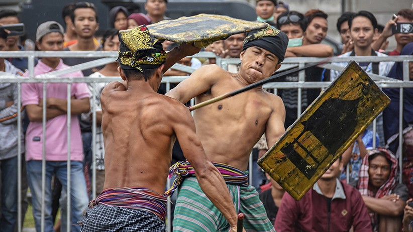 Atraksi Peresean Jadi Sajian Unik saat MotoGP Indonesia 2021 di Mandalika - Bagian 2