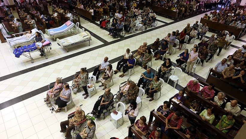 Misa Hari Orang Sakit Sedunia di Gereja Santa Maria Tak Bercela Surabaya - Bagian 2