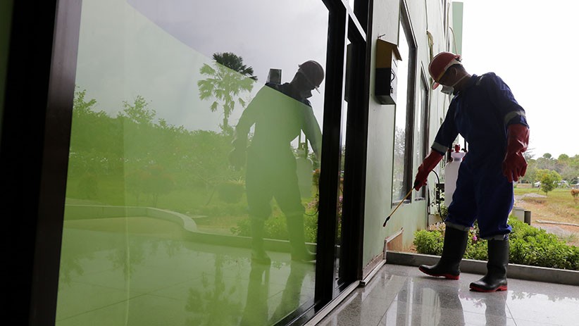 Pasien RSUD Ir Soekarno Diduga Terinfeksi COVID-19 setelah Pulang dari Singapura - Bagian 2