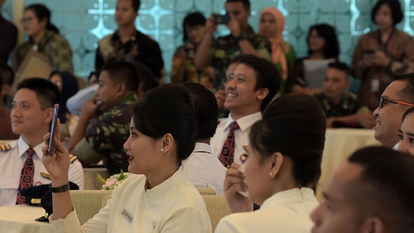 Menlu Sambut Tim Evakuasi WNI dari Wuhan - Bagian 4