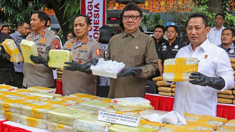 Polda Metro Jaya Musnahkan 288 Kg Sabu dan 4.888 Butir Ekstasi - Bagian 1