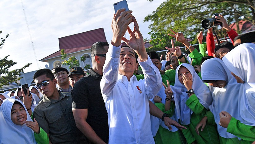 Presiden Jokowi Resmikan Madrasah yang Direhabilitasi dan Renovasi di Pekanbaru - Bagian 2