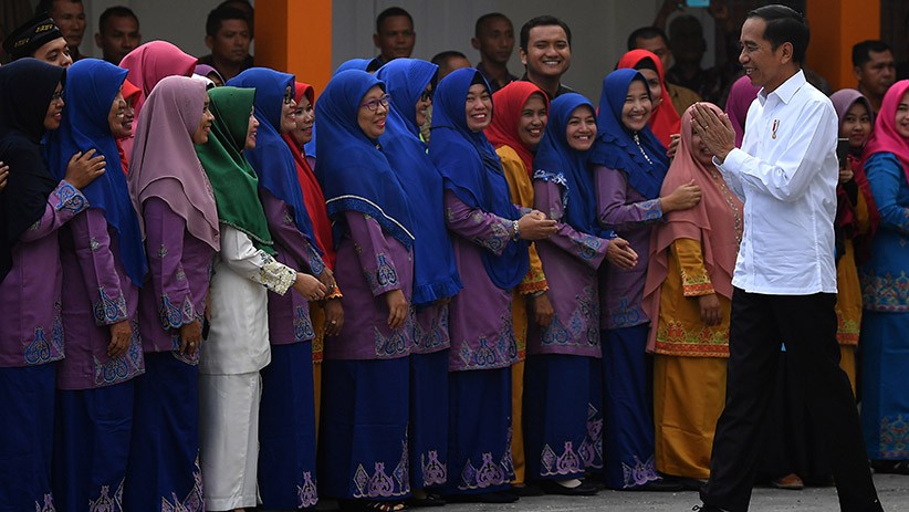 Presiden Jokowi Resmikan Madrasah yang Direhabilitasi dan Renovasi di Pekanbaru - Bagian 3