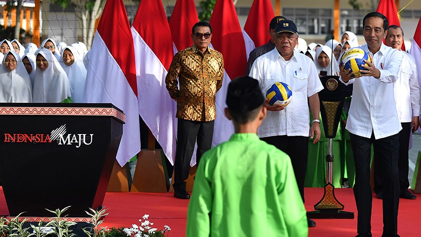 Presiden Jokowi Resmikan Madrasah yang Direhabilitasi dan Renovasi di Pekanbaru - Bagian 1